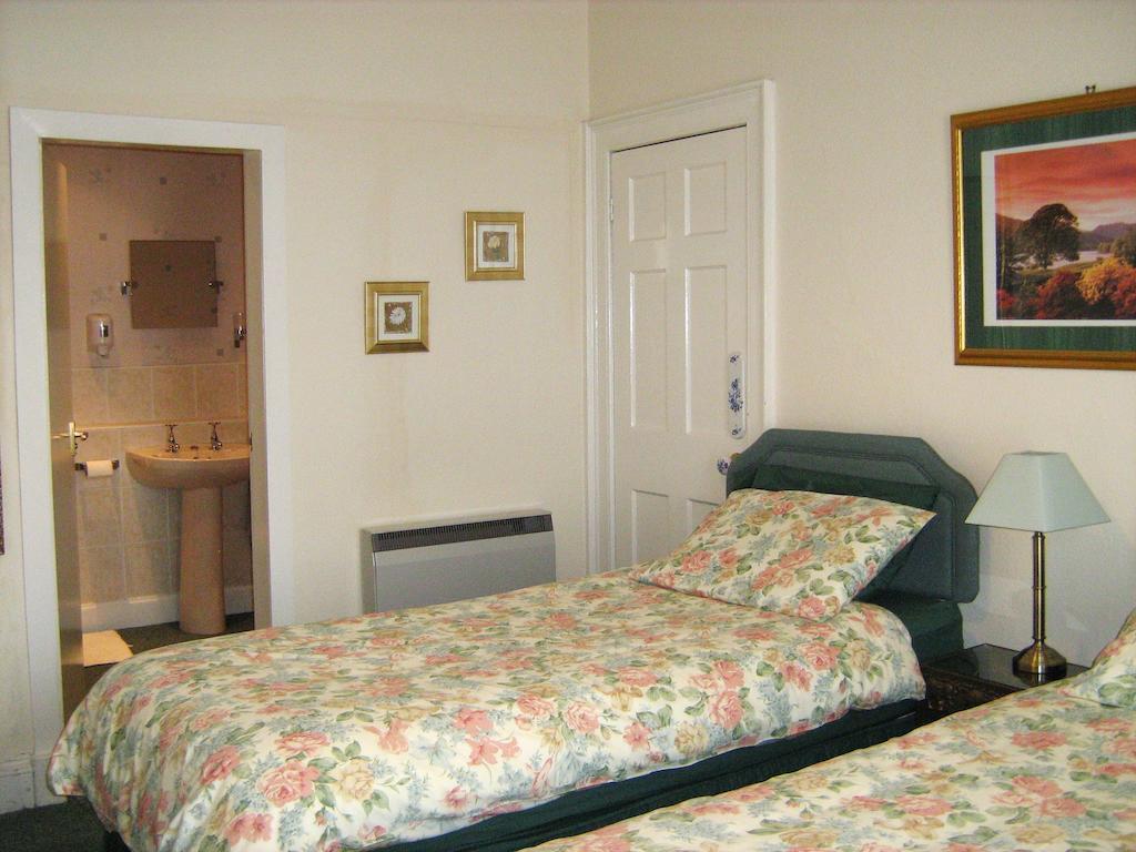 The Central Guesthouse Kelso Room photo